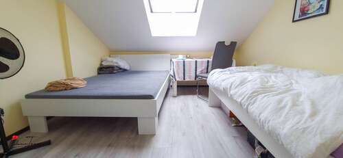 Schlafzimmer DG - 