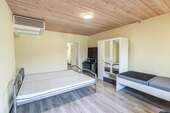 Schlafzimmer DG - 