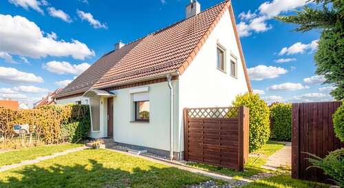 Hausansicht - Autark leben & frei sein - Ihr Rückzugsort für Selbstversorger