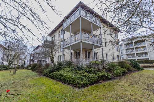 Balkonansicht - Wohnen am Tiefen See – 2-Zimmer-Wohnjuwel mit Balkon & Tiefgaragenstellplatz