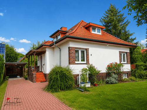 Hausansicht - 8 Zimmer Einfamilienhaus zum Kaufen in Berlin