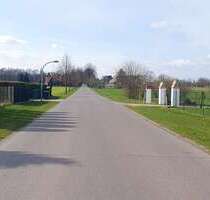 Freizeitgrundstück mit Bestandsbungalow nahe Berlin – KEIN BAULAND - Ahrensfelde