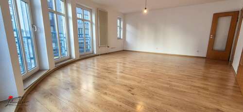 Wohnzimmer - 2 Zimmer Etagenwohnung in Berlin