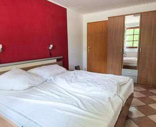 Ferienwohnung in Glowe - 364.000,00&nbsp;EUR Kaufpreis, ca.&nbsp; 69,33&nbsp;m&sup2;&nbsp;Wohnfl&auml;che in Rügen-Glowe (PLZ: 18551)