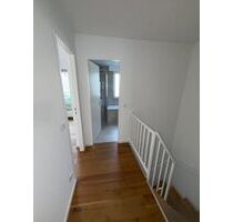 [Entwurf] Neue Immobilie - 2.850,00&nbsp;EUR Kaltmiete, ca.&nbsp; 100,00&nbsp;m&sup2;&nbsp;Wohnfl&auml;che in Düsseldorf (PLZ: 40547)