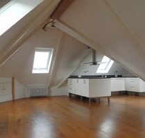 Freiburgs schönste Attikawohnung im denkmalgeschützten Jugendstil-Altbau im Stühlinger