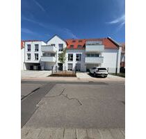 Luxus Wohnung mit 4 Zimmern und viel Platz + Privatem Garten in Sulzbach am Main