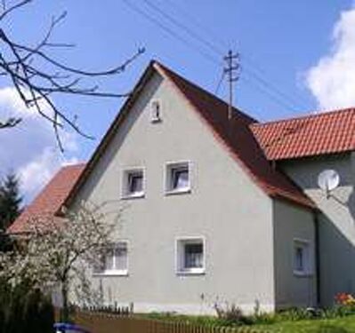 Foto - Schöne DG Wohnung mit Kaminofenanschluss in ruhiger Lage