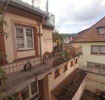 Gehobene Altbauwohnung mit großem Balkon ca. 150qm - Wohnraum oder gewerblichen Nutzung möglich - Neustadt