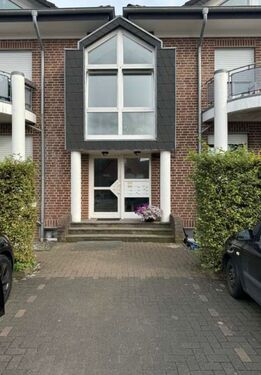 Foto - Moderne 2-Zimmer-Erdgeschosswohnung mit großem Balkon & gehobener Ausstattung