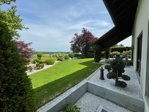 Foto - Exklusives EF-Haus auf 1.070 m² parkähnlichem Grund mit unverbaubarem Blick zum EBE Forst