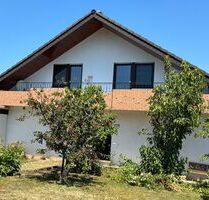 Gepflegte Doppelhaushälfte mit großem Garten in Top-Wohnlage - Cleebronn
