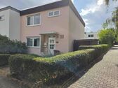 Foto - 4 Zimmer Einfamilienhaus zum Kaufen in Schwalbach am Taunus
