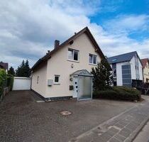 Gepflegtes Einfamilienhaus mit Garage und schönem Grundstück in schöner Wohnlage (Groß-Zimmern) Gepflegtes Einfamilienhaus mit Garage und schönem Grundstück in schöner Wohnlage (Groß-Zimmern)