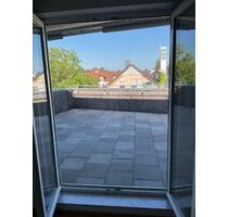Wohnen auf 2 Etagen mit 2 Terrassen und Blick über MühlheimMain - Mühlheim am Main