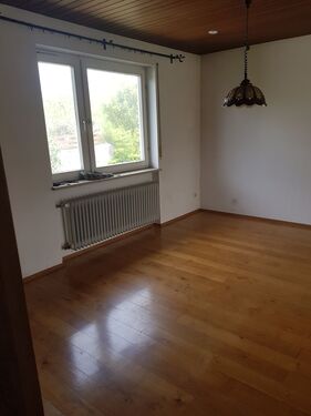 Foto - 6 Zimmer Einfamilienhaus in Adelshofen