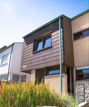 Foto - Großzügiges, gepflegtes Reihenhaus für Familien mit Studio, Garage und sonnigem Garten