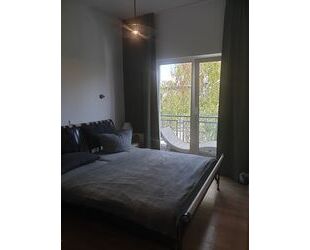 Provisionsfreie 2-Zimmer-Penthousewohnung mit umlaufendem Balkon in Bonn – Rheinnähe