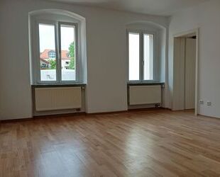 Helle ruhige 2 Zimmer Altbauwohnung generalsaniert - Regensburg