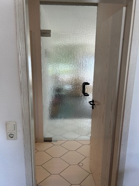 Zugang zum Wohnzimmer - Etagenwohnung mit 64,00 m² in Seeheim-Jugenheim zum Kaufen