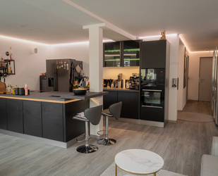 Seltenes High-Class Refugium in bester Stadtmitte – Kernsanierte Design-Wohnung mit Terrasse - Schorndorf