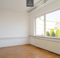 Einzelbüro Beratungsraum mit viel Tageslicht - Winterbach