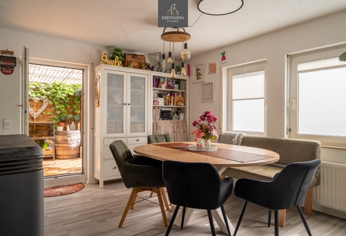 Titelbild - Modernes wohnen in 4-Zimmer mit großer Eckterrasse & Kamin
