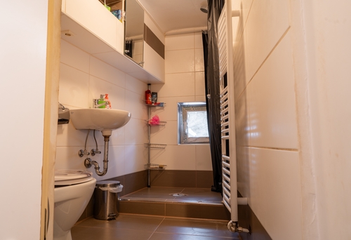Bad 1 Ansicht 1 - 