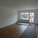 Wohnzimmer Ansicht 1 - Frisch saniert: 3-Zimmer-Wohnung + 30 m² nutzbarer Hobbyraum (120 m² Gesamt!)