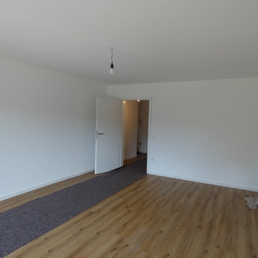 Wohnzimmer Ansicht 2 - 3 Zimmer 3- Zimmerwohnung zur Miete in Winterbach