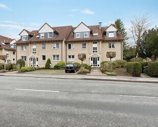 RESERVIERT - Sofort frei: Gepflegte 2-Zimmer-Erdgeschosswohnung mit großem Balkon & Tiefgaragenstellplatz - Bad Sassendorf