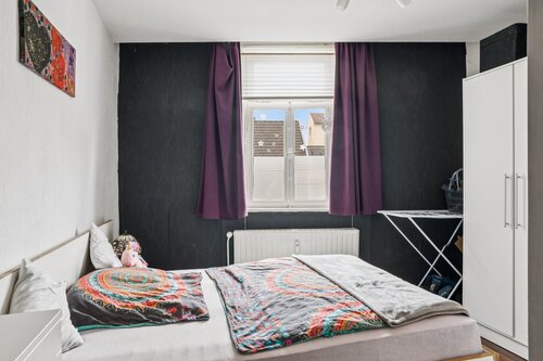 1. OG links - Schlafzimmer - 