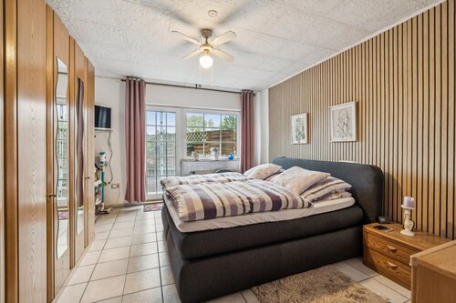 Wohnung Obergeschoss - Mehrfamilienhaus, Wohnhaus mit 325,00 m&sup2; in Arnsberg zum Kaufen