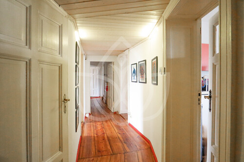 zentraler Flur - 4 Zimmer Etagenwohnung zum Kaufen in Berlin Kreuzberg