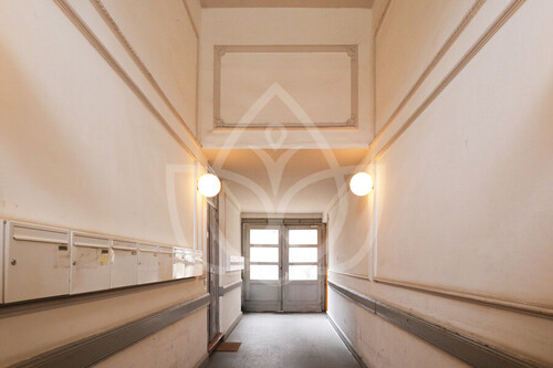 Hauseingang - Provisionsfrei - Stilvolle 4-Zimmer Altbauwohnung in Berlin-Kreuzberg!