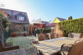 EG - Terrasse mit Garten - 
