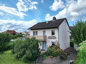 Einfamilienhaus mit Terrasse, Garten & Garage für die junge Familie in Eschwege / Niederhone