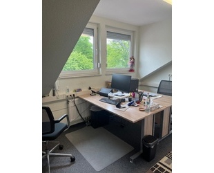 Kleine(s) Büro / Praxis in einem Wohn- und Geschäftshaus zu vermieten - Witzenhausen