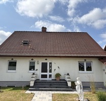 Schönes Einfamilienhaus mit Einliegerwohnung und Garage in Bad Sooden-Allendorf - Bad-Sooden-Allendorf