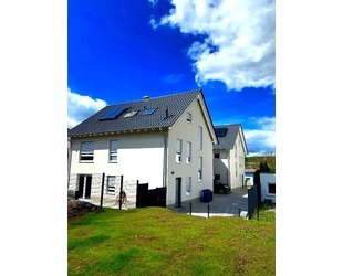 Energieeffizienzklasse A+ Neubau-EFH in Schwedelbach – zeitlose Architektur & elegante Ausstattung