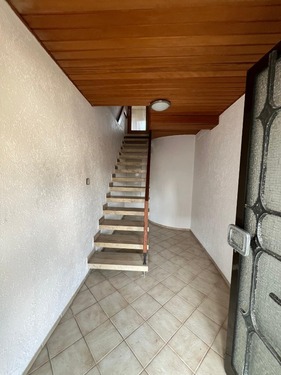 Eingangsbereich 1. Obergeschoss - Maisonettenwohnung mit 93,73 m&sup2; in Heiligenmoschel zur Miete