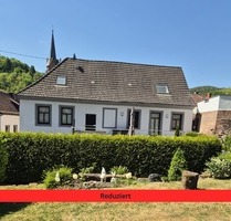 Kernsaniertes Einfamilienhaus mit modernem Look und traumhaftem Garten in Weidenthal