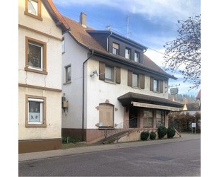 Bauträger- & Anlegerobjekt: MFH mit Gewerbe auf großem Grundstück in Hirschberg