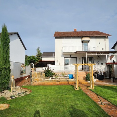 Rückansicht mit Garten - 5 Zimmer Einfamilienhaus zum Kaufen in Lambsheim