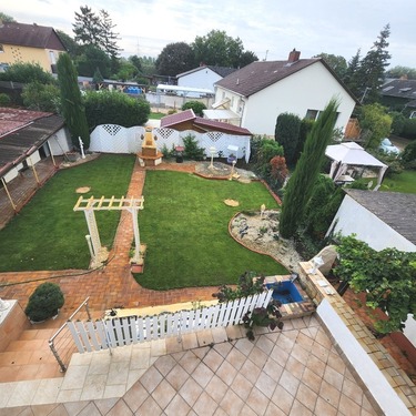 Garten (Blick vom Balkon) - 5 Zimmer Einfamilienhaus in Lambsheim