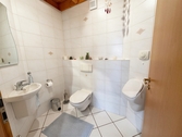 Badezimmer im OG - (KI generiert) - 
