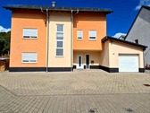Hausansicht - 8 Zimmer Einfamilienhaus zum Kaufen in Winnweiler