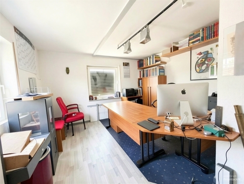Arbeitszimmer - (KI generiert) - 