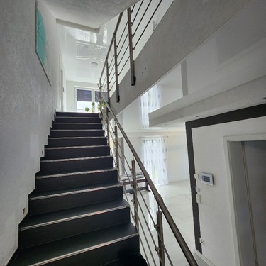 Treppenaufgang zum 1.OG - 