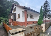 Vorderansicht - 5 Zimmer Einfamilienhaus in Obernheim-Kirchenarnbach